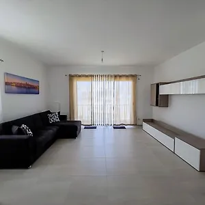Close To Airport , Żejtun Malta